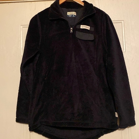 Magellan Outdoors Classic Fit Pullover - Picture 1 of 8